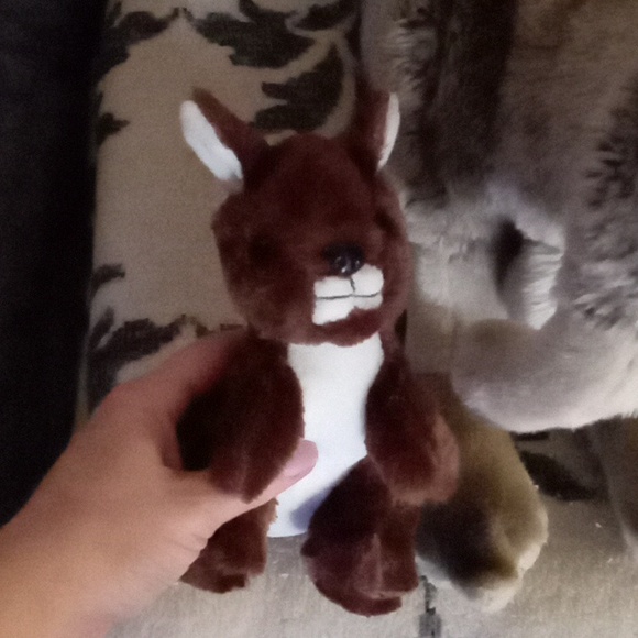 LARGE FAO SCHWARZ Kangaroo 🦘 &  Joey🦘 - Picture 11 of 17